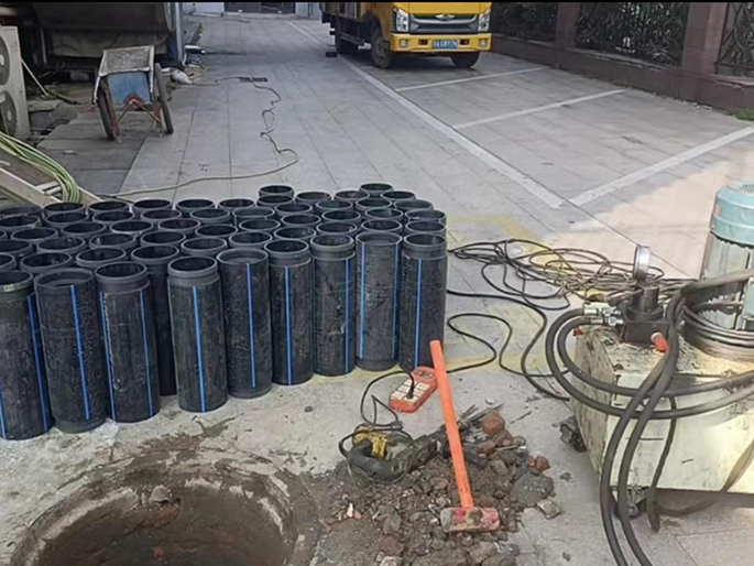 永州PE置换管厂家 DN315置换管 非开挖管短管置换